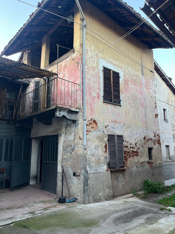 casale in vendita a San Benigno Canavese