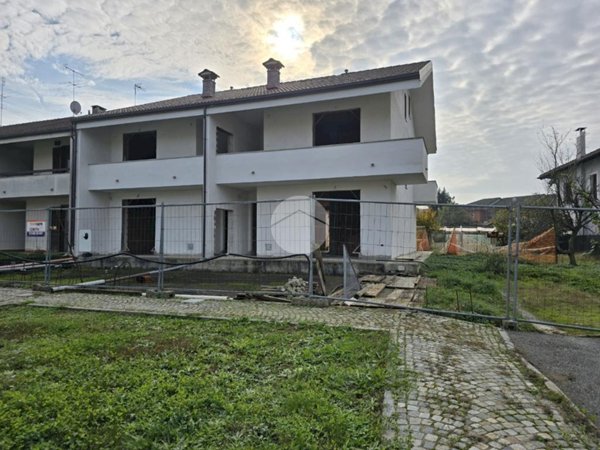 casa indipendente in vendita a San Benigno Canavese