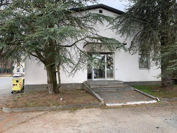 negozio in vendita a San Benigno Canavese