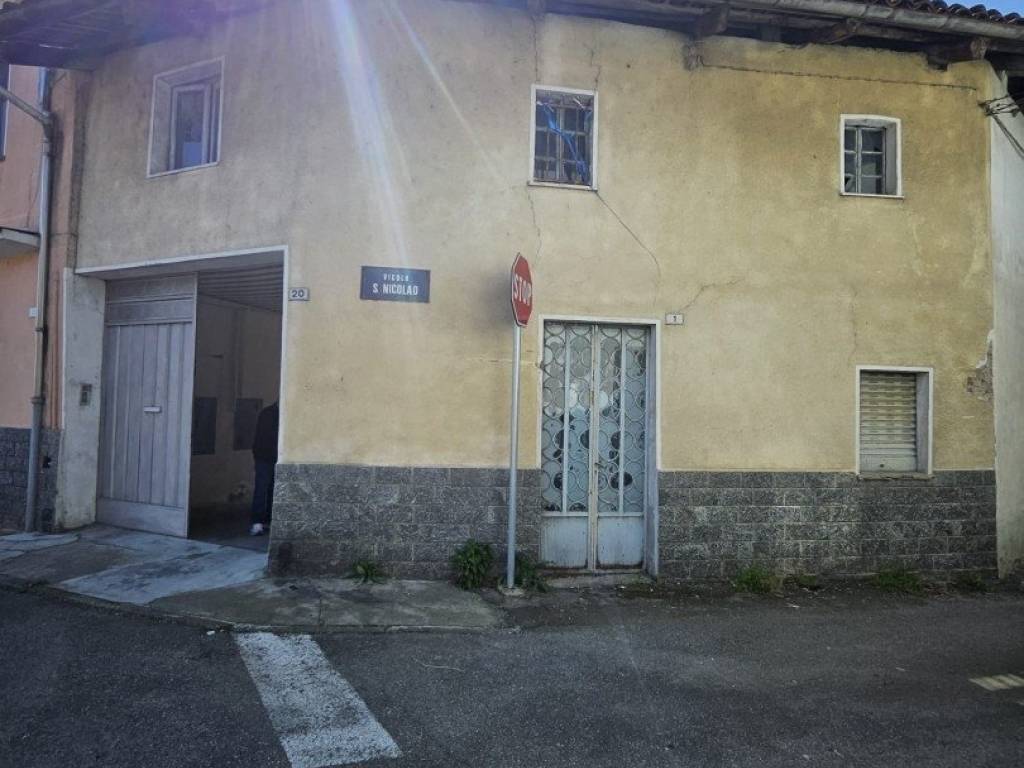 casa indipendente in vendita a San Benigno Canavese