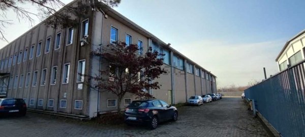 capannone in vendita a San Benigno Canavese
