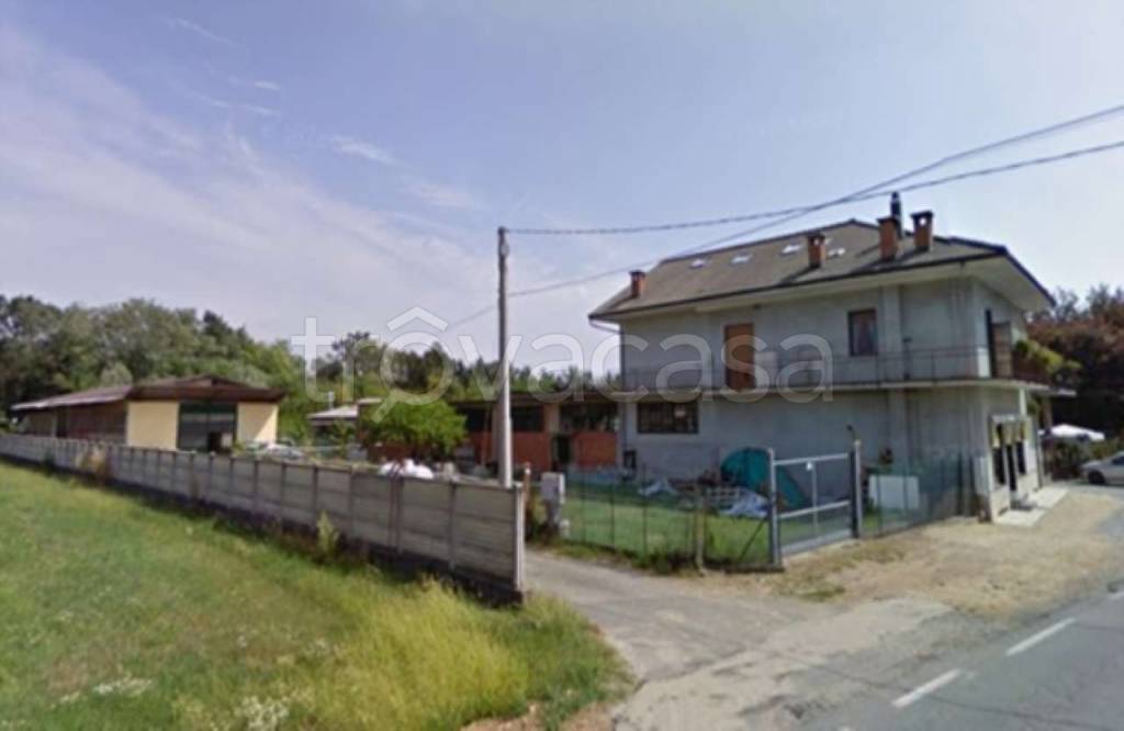 negozio in vendita a San Carlo Canavese