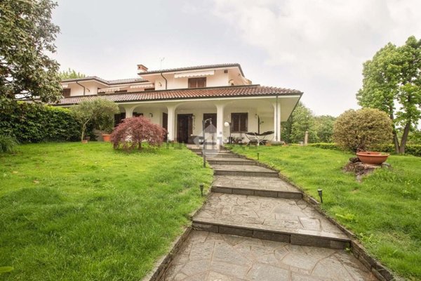 casa indipendente in vendita a San Carlo Canavese