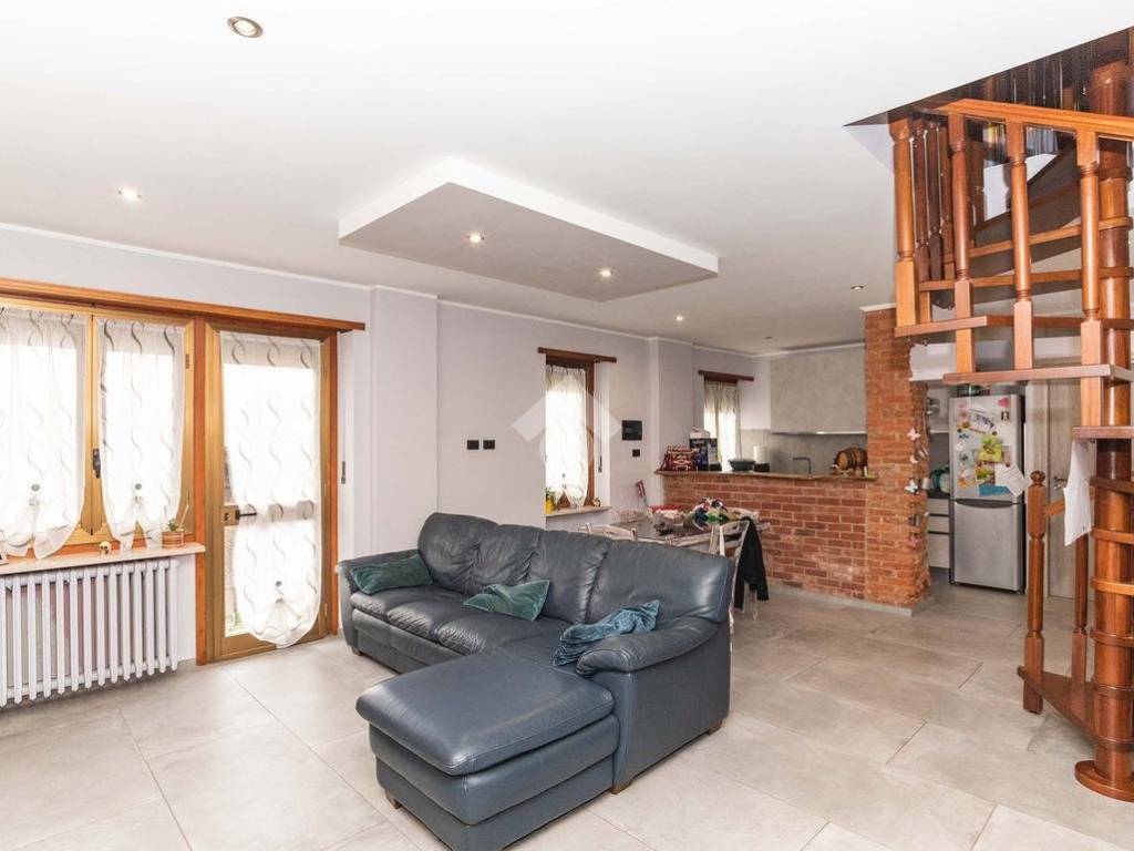 casa indipendente in vendita a San Carlo Canavese