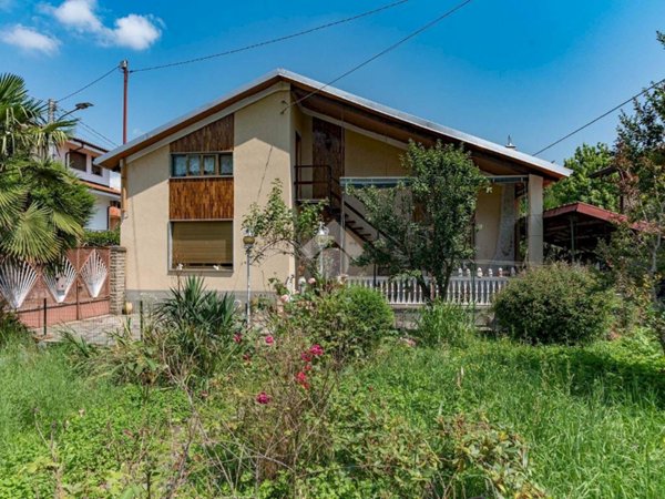 casa indipendente in vendita a San Carlo Canavese in zona Spinerano
