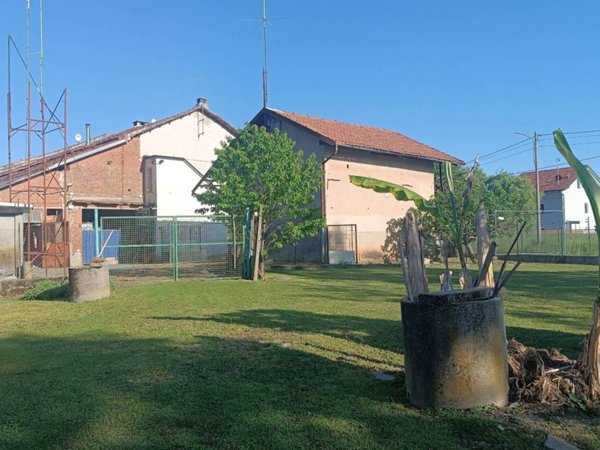 casa indipendente in vendita a San Carlo Canavese