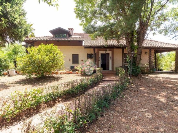 casa indipendente in vendita a San Carlo Canavese