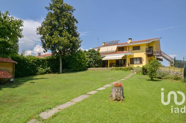 casa indipendente in vendita a San Carlo Canavese