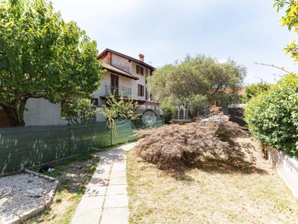 casa indipendente in vendita a San Carlo Canavese