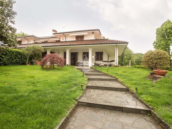 casa indipendente in vendita a San Carlo Canavese