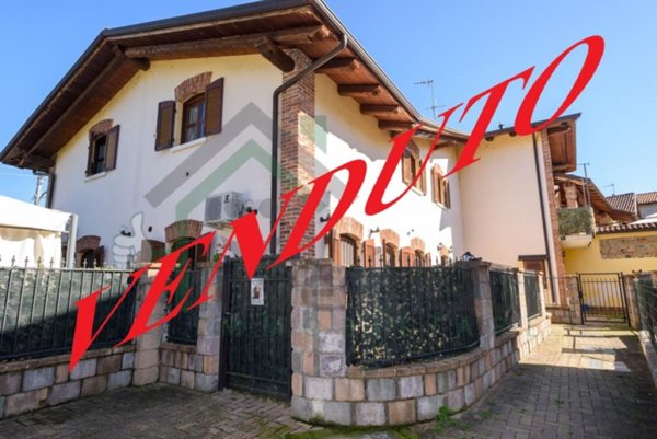 appartamento in vendita a San Carlo Canavese