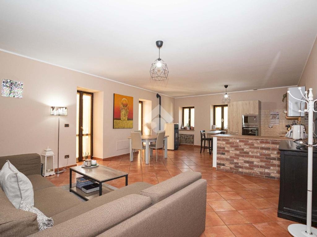 appartamento in vendita a San Carlo Canavese