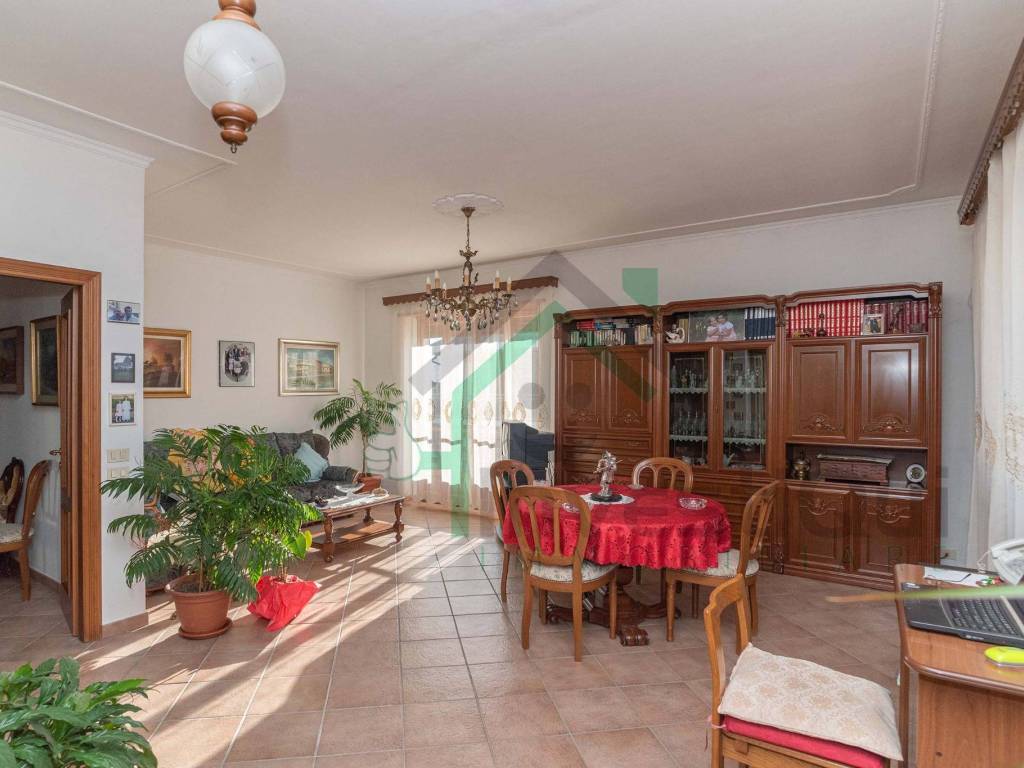 casa indipendente in vendita a San Carlo Canavese in zona Spinerano