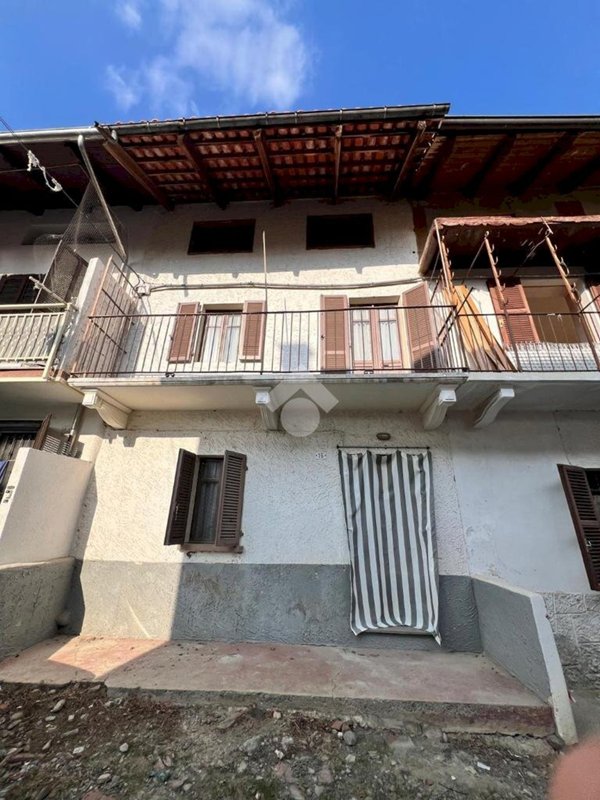 casa indipendente in vendita a San Carlo Canavese in zona Baima