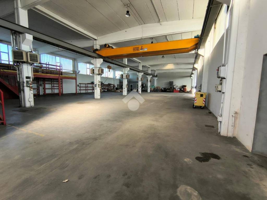 locale commerciale in vendita a San Carlo Canavese in zona Sedime