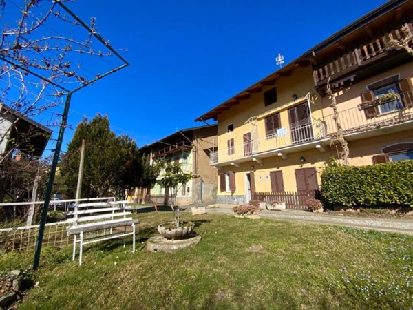 casa indipendente in vendita a San Carlo Canavese