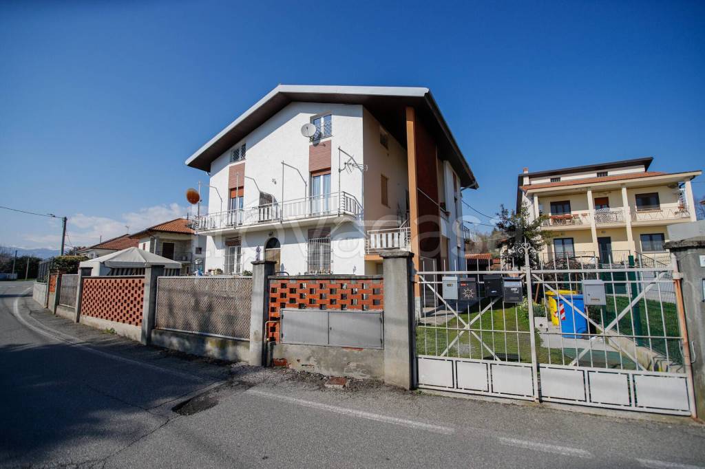 appartamento in vendita a San Carlo Canavese in zona Spinerano