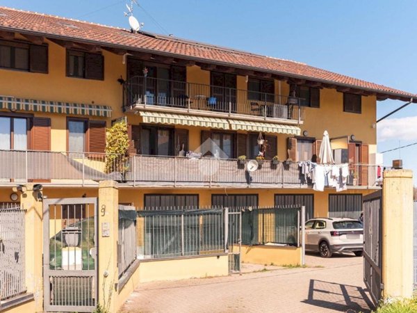 appartamento in vendita a San Carlo Canavese in zona Buratto Inferiore