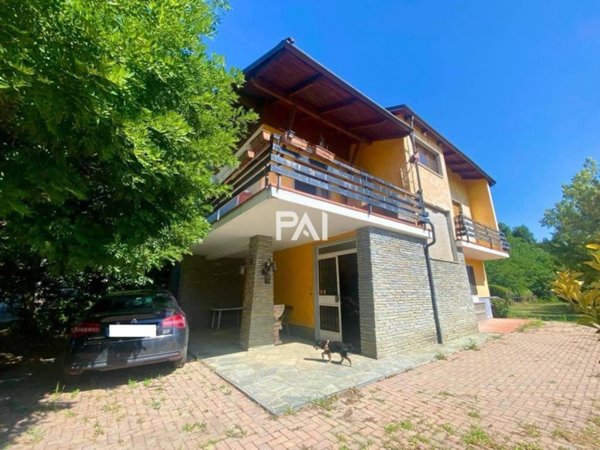casa indipendente in vendita a San Carlo Canavese