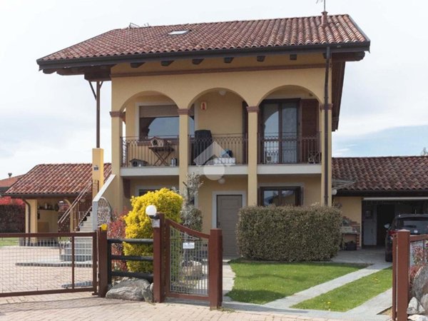 appartamento in vendita a San Carlo Canavese in zona Sedime