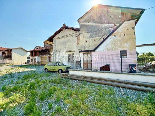 casa indipendente in vendita a San Carlo Canavese in zona Massa