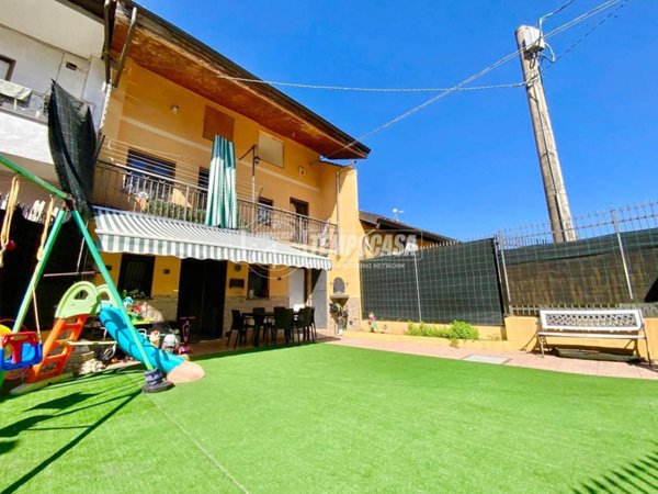 casa indipendente in vendita a San Carlo Canavese in zona Sarolda