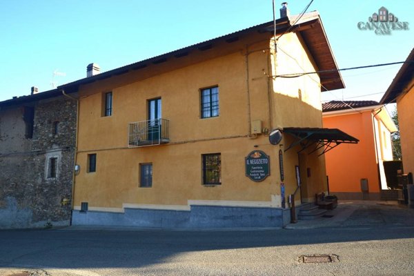 casa indipendente in vendita a San Colombano Belmonte