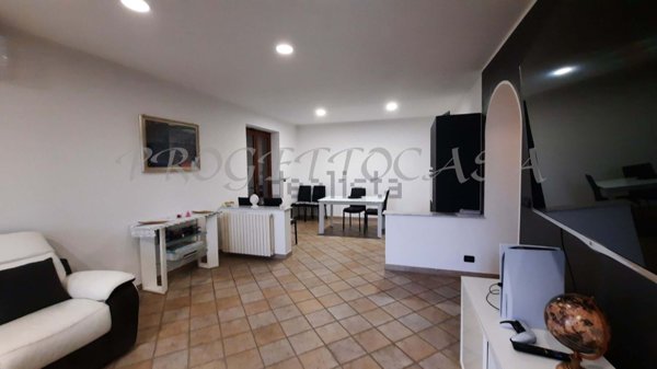 casa indipendente in vendita a San Colombano Belmonte