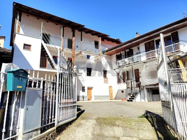 casa indipendente in vendita a San Colombano Belmonte