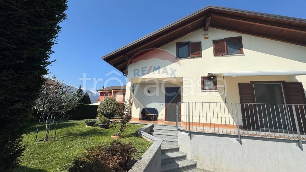 casa indipendente in vendita a San Didero