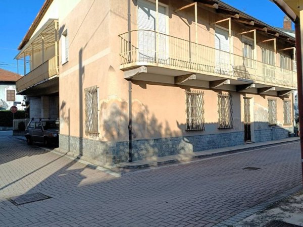 casa indipendente in vendita a San Francesco al Campo