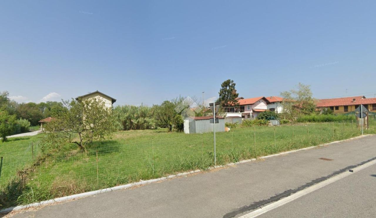 terreno edificabile in vendita a San Francesco al Campo