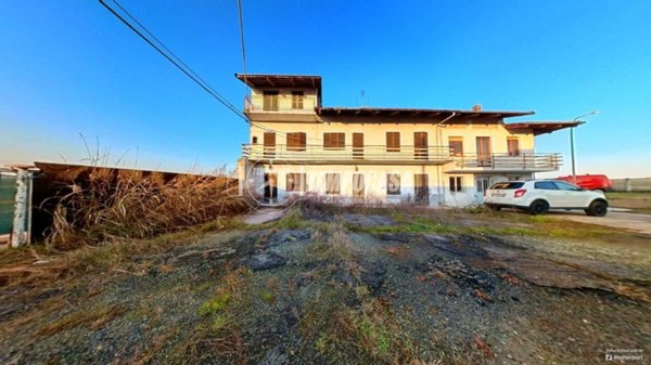 casa indipendente in vendita a San Francesco al Campo