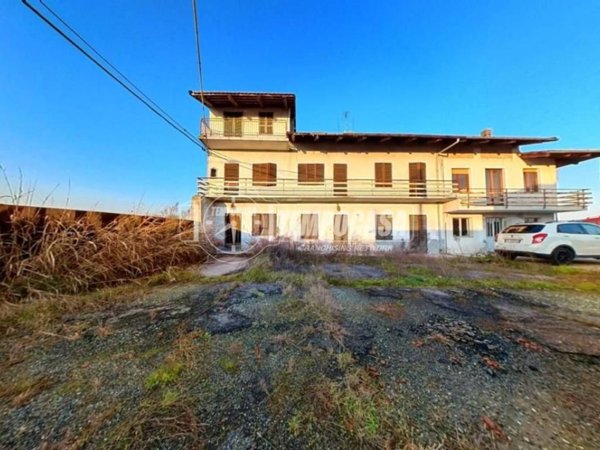 casa indipendente in vendita a San Francesco al Campo