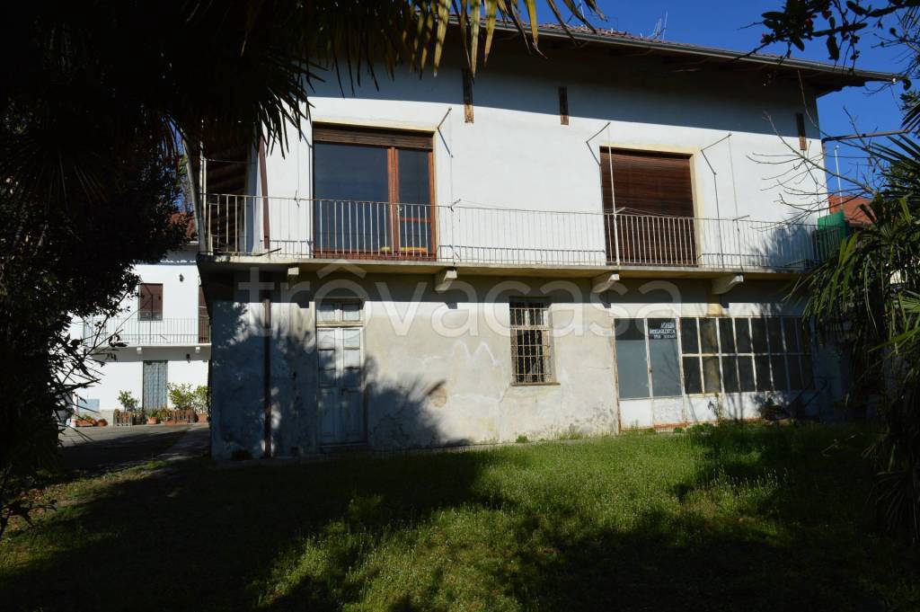 casa indipendente in vendita a San Francesco al Campo