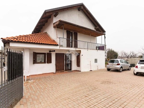casa semindipendente in vendita a San Francesco al Campo