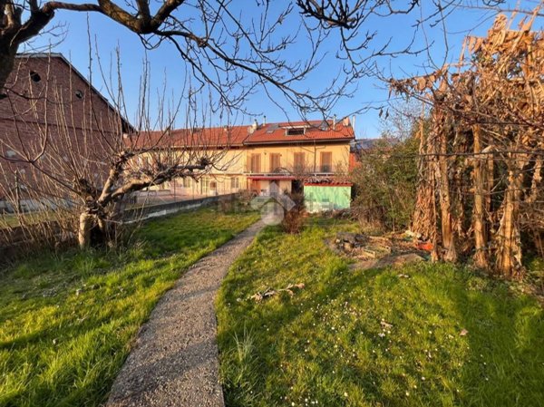 casa semindipendente in vendita a San Francesco al Campo