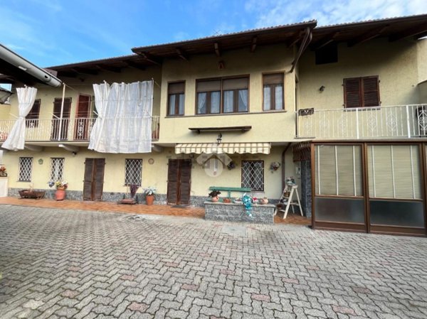 casa indipendente in vendita a San Francesco al Campo