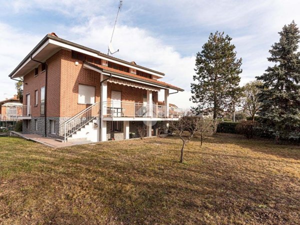 casa indipendente in vendita a San Francesco al Campo