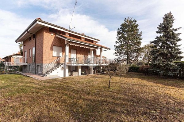 casa indipendente in vendita a San Francesco al Campo