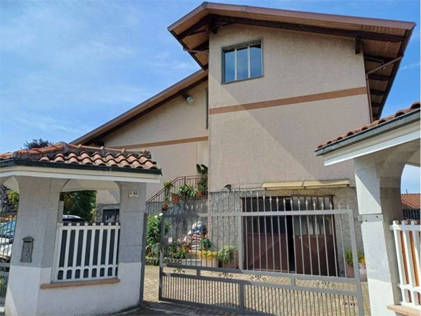 casa indipendente in vendita a San Francesco al Campo