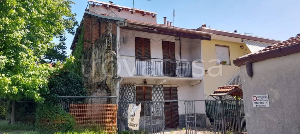 casa indipendente in vendita a San Francesco al Campo