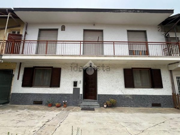 casa indipendente in vendita a San Francesco al Campo