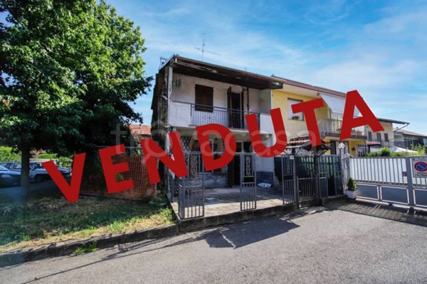 casa indipendente in vendita a San Francesco al Campo