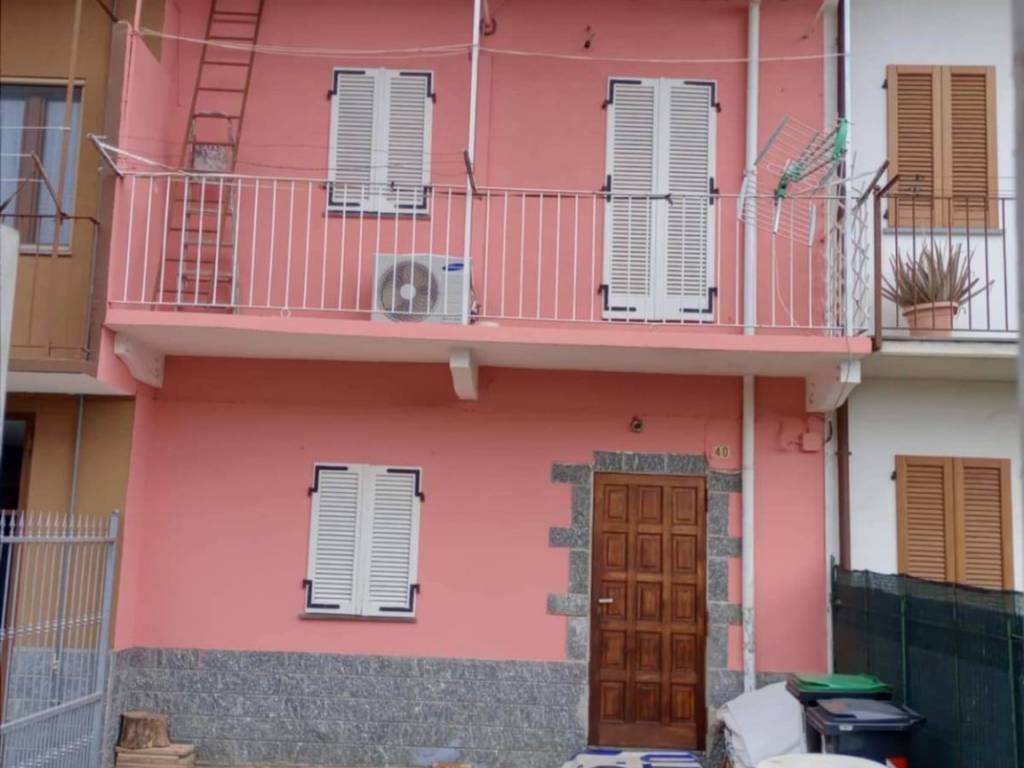 casa indipendente in vendita a San Francesco al Campo