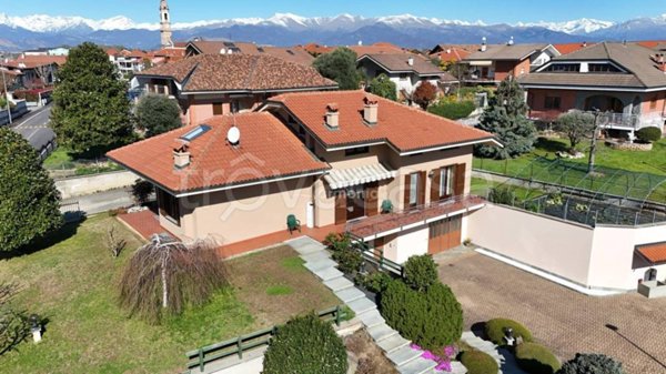 casa indipendente in vendita a San Francesco al Campo
