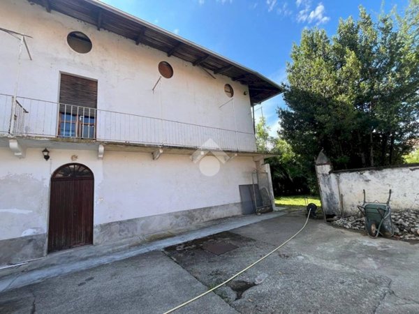 casa indipendente in vendita a San Francesco al Campo