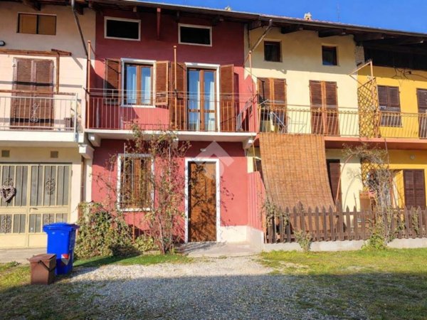 casa semindipendente in vendita a San Francesco al Campo