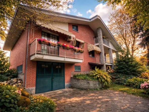 casa indipendente in vendita a San Francesco al Campo