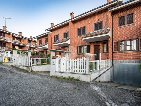 casa indipendente in vendita a San Francesco al Campo